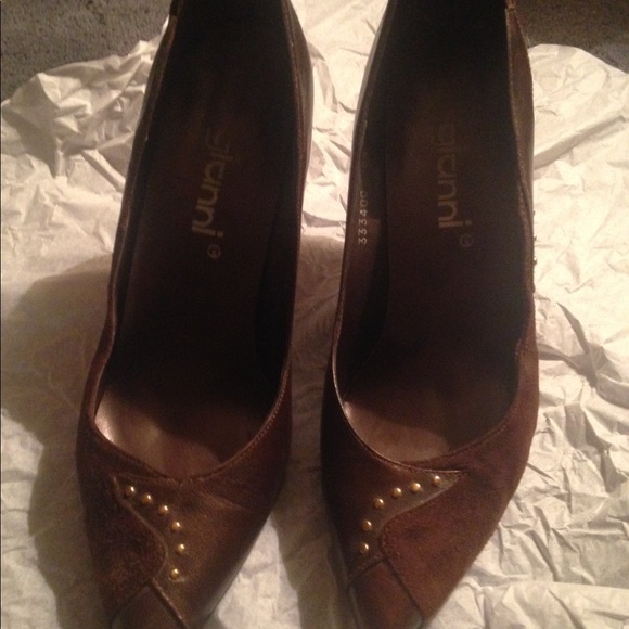 Gianni size 6 e nice condition - Picture 2 of 5